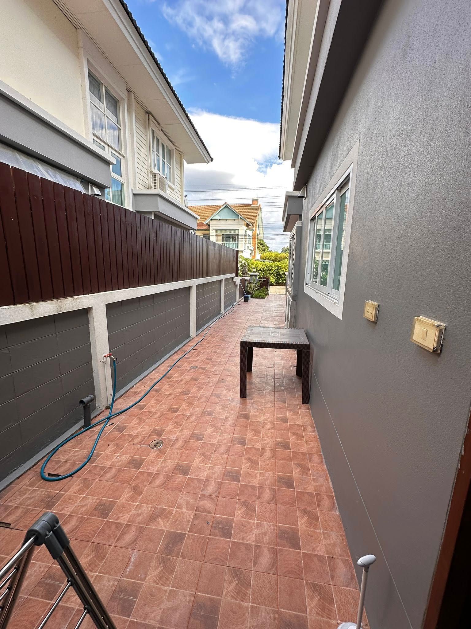 3 卧室 独立房屋 出租 在  - Image 18