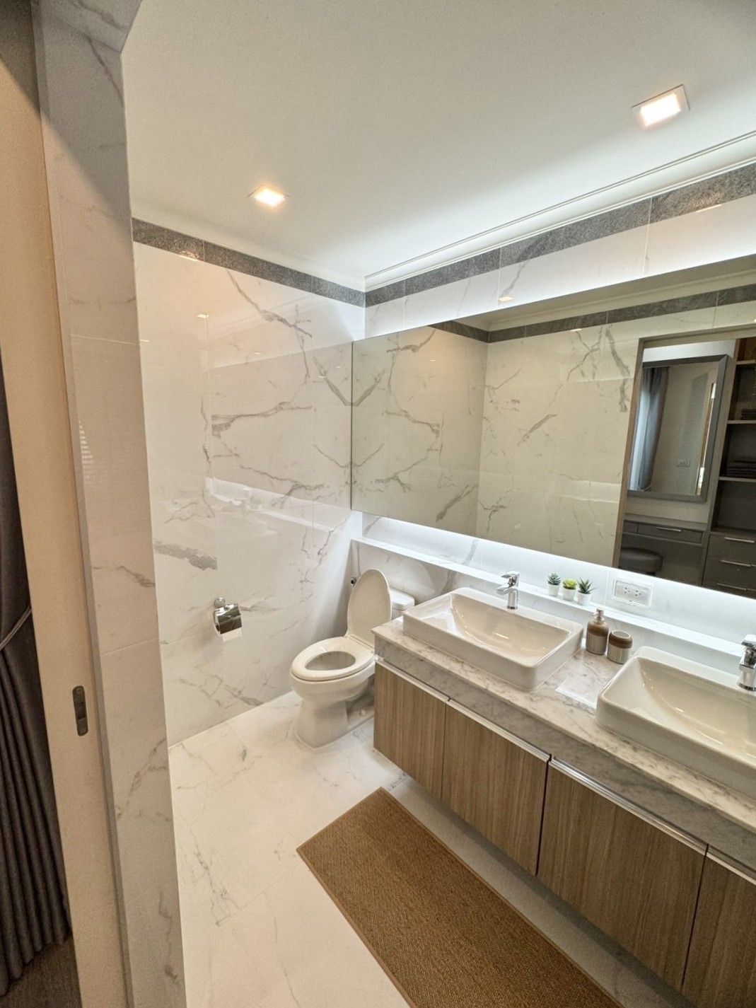 uploads/efe1bc97-da39-4732-9026-bc1cbf882b7a/0b09d377-3d2d-4ed8-b31f-dfc18384c577