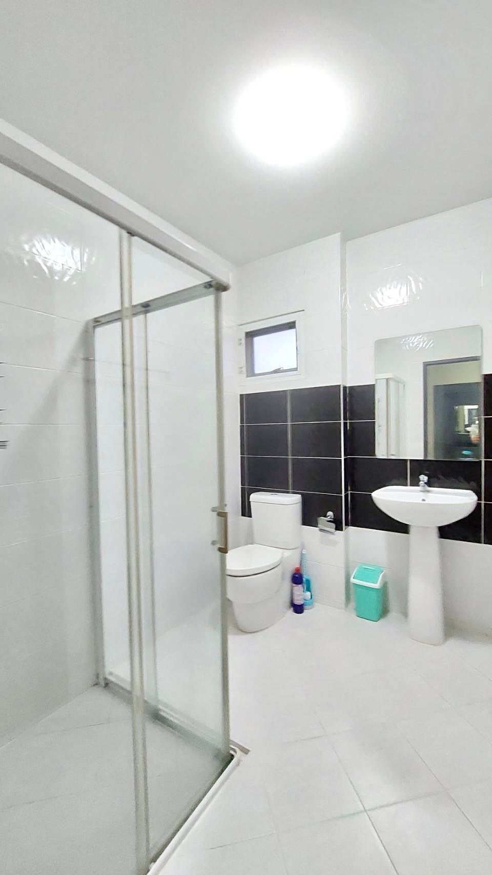 4 卧室 独立房屋 出租 在  - Image 16