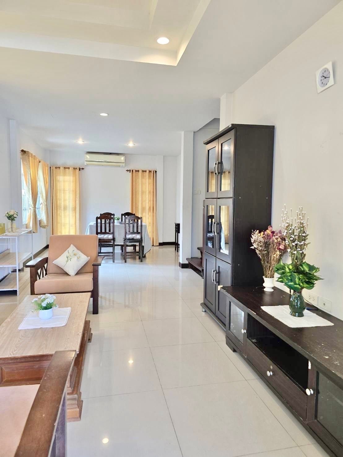 uploads/efe1bc97-da39-4732-9026-bc1cbf882b7a/0c2e5751-73dc-4343-9833-7743e5bd8be8