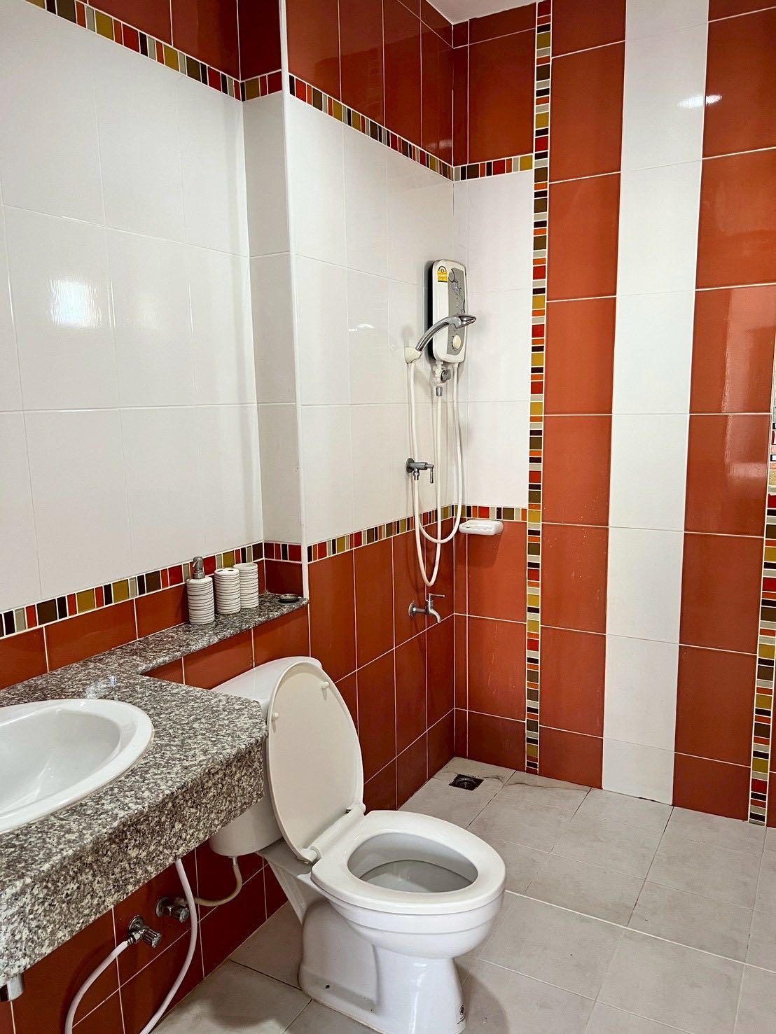 uploads/efe1bc97-da39-4732-9026-bc1cbf882b7a/0cc80aaa-c4e6-4bee-97b3-43b09d73d9c0