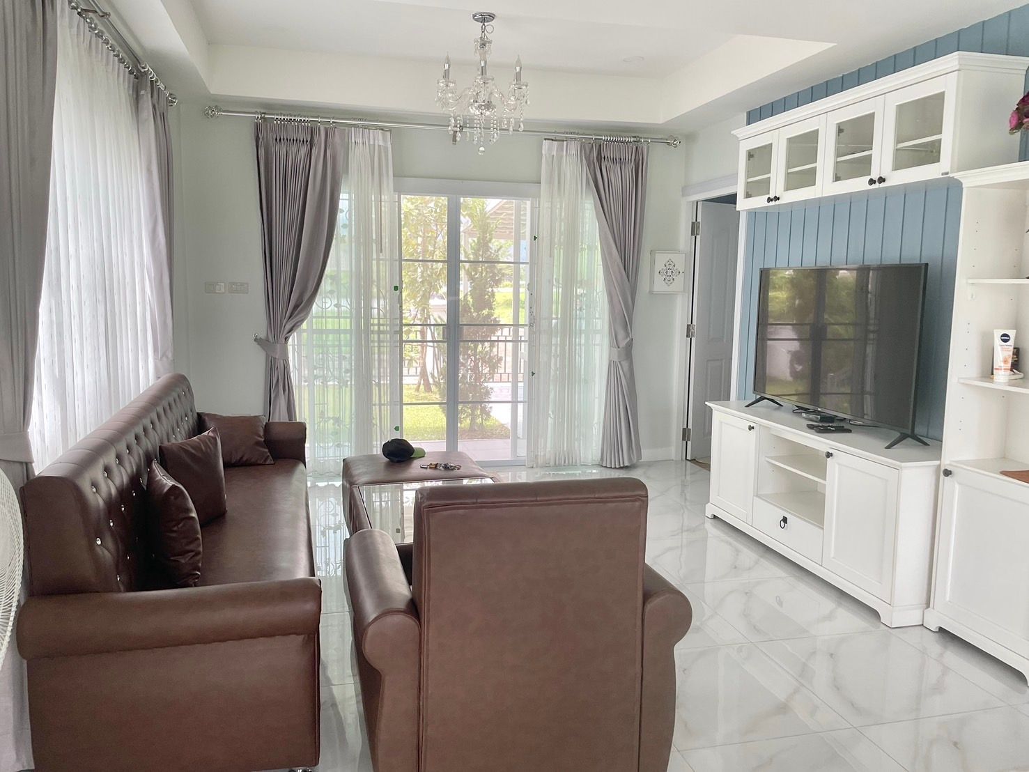 4 卧室 独立房屋 出租 在  - Image 3