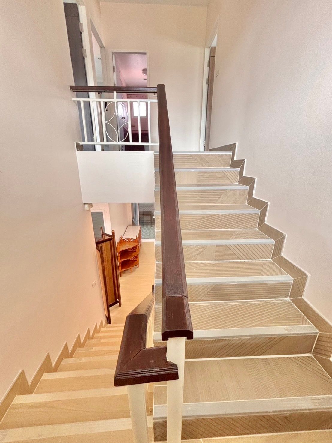 uploads/efe1bc97-da39-4732-9026-bc1cbf882b7a/0d56239c-6609-4c73-97c7-d528898404b7