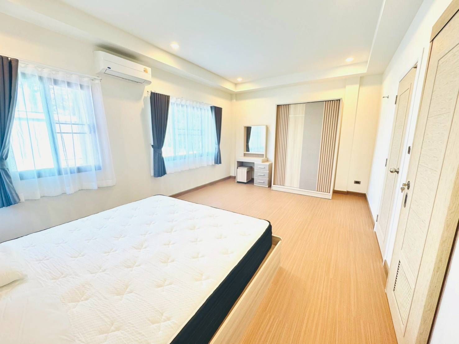 3 Bedroom Townhouse For Rent in Nong Phueng, Saraphi, Chiang Mai - Image 11