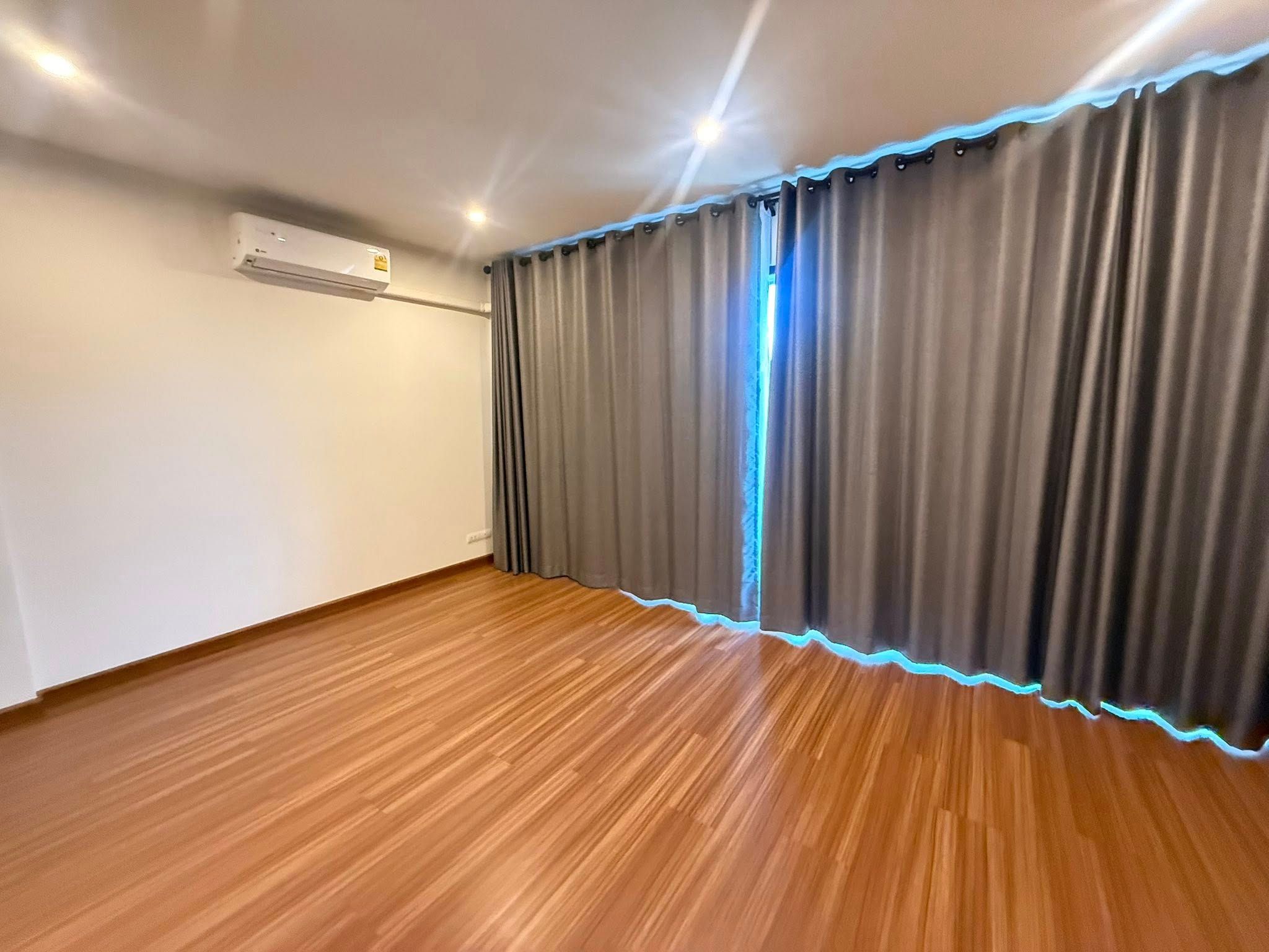 uploads/efe1bc97-da39-4732-9026-bc1cbf882b7a/0e242b13-99a2-4400-af04-42436601485c