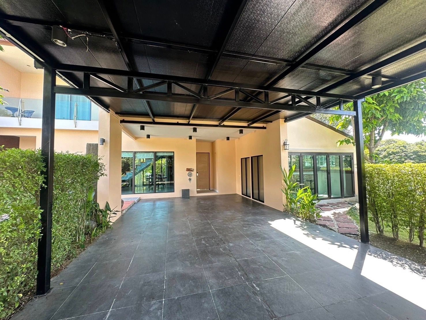 Lanna Lakeview - Image 29