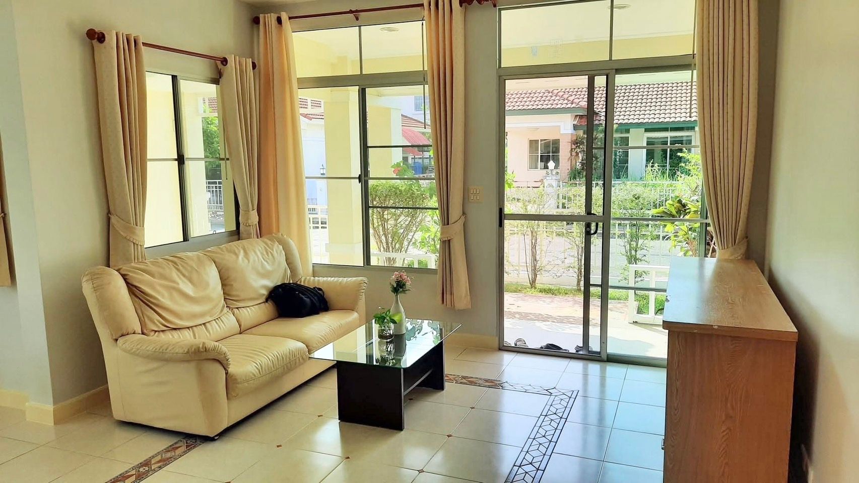 Chonlada Land&House - Image 2