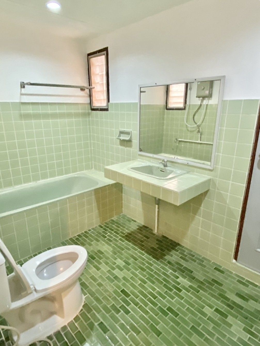 4 Bedroom House For Rent in Hai Ya, Mueang Chiang Mai, Chiang Mai - Image 10