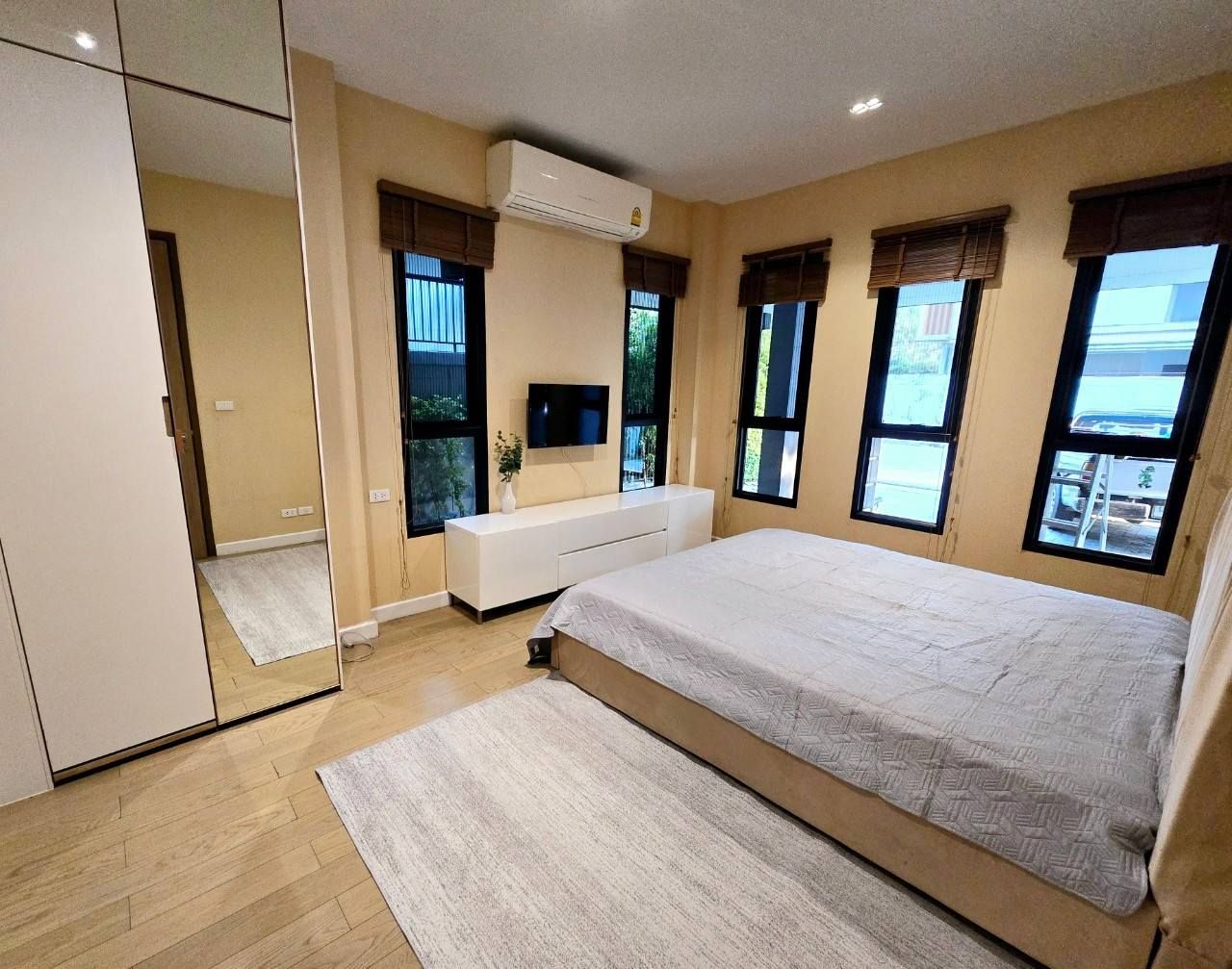 Akaluck Sansai - Image 14