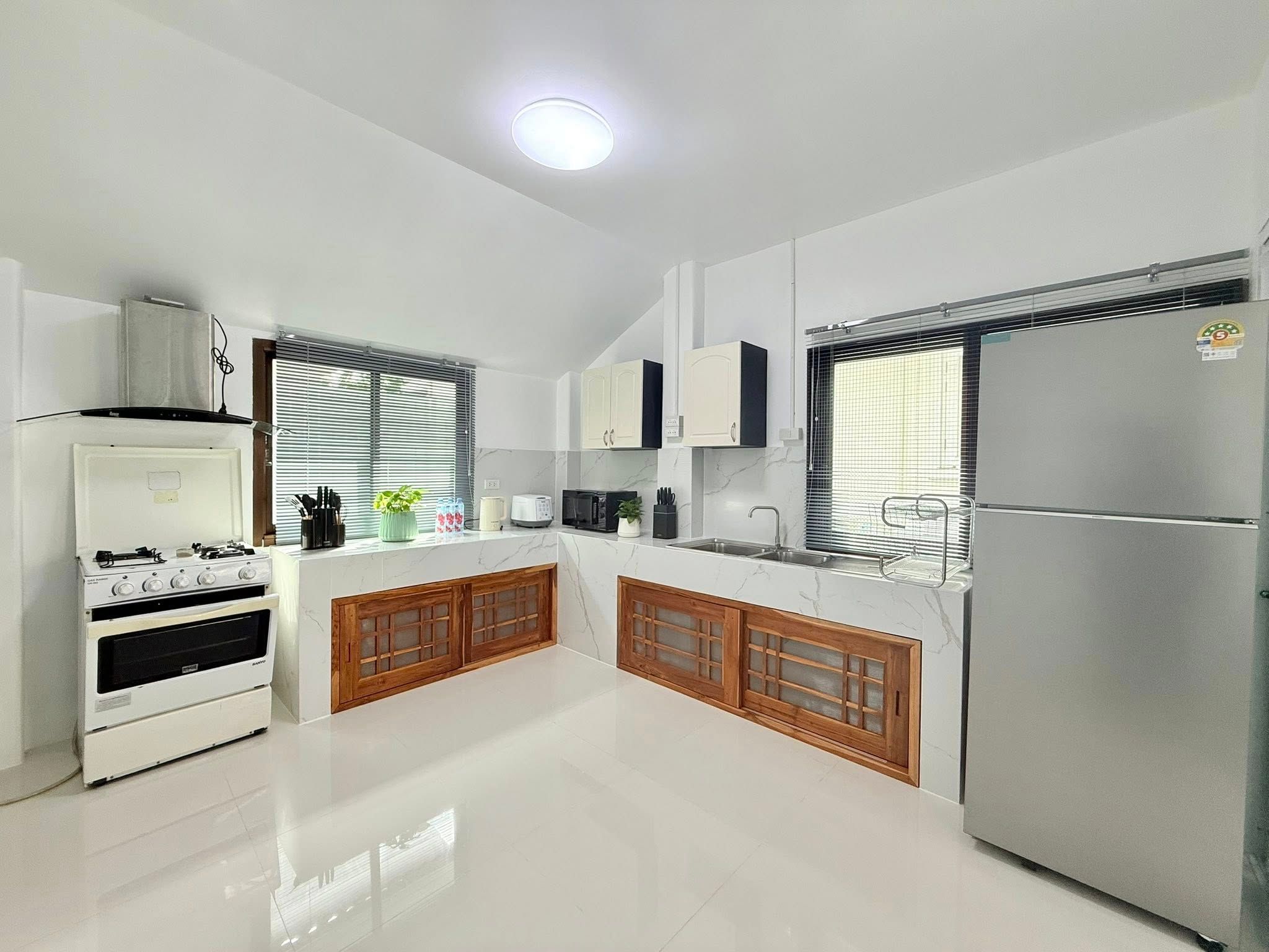 uploads/efe1bc97-da39-4732-9026-bc1cbf882b7a/12face2c-8b4d-4f4e-98c9-0e1cfe361582