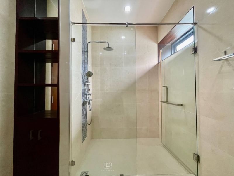 uploads/efe1bc97-da39-4732-9026-bc1cbf882b7a/161bad6d-f2d4-47b3-b8ef-e3067c640b68