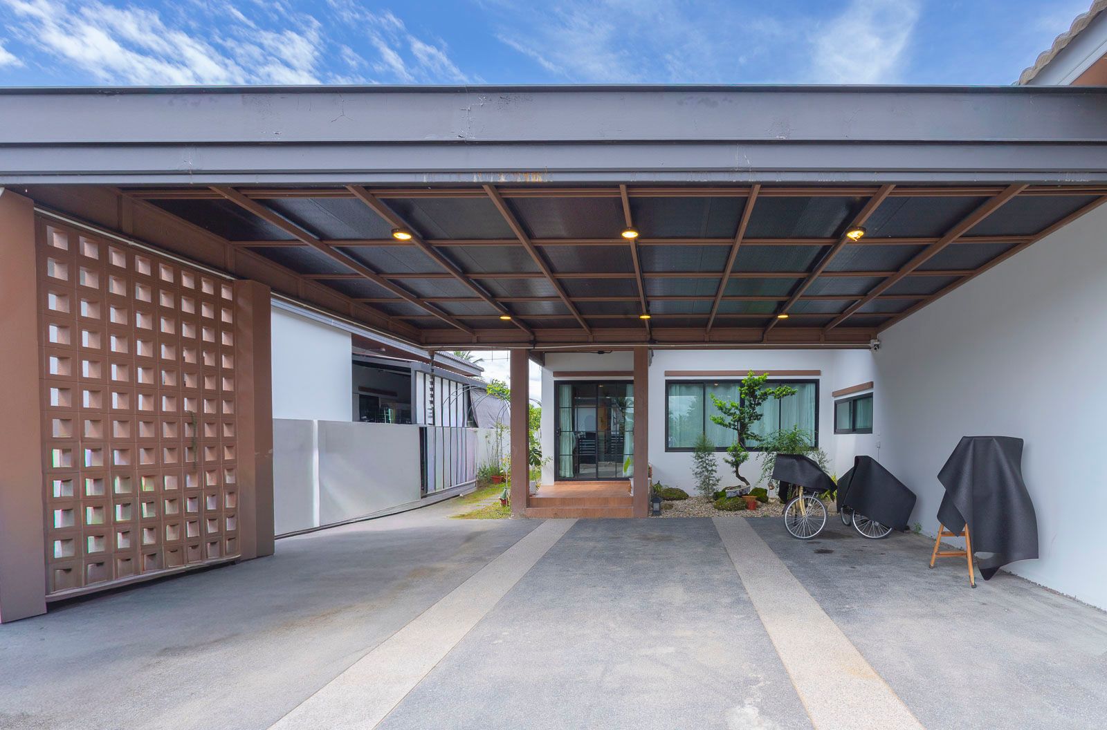 uploads/efe1bc97-da39-4732-9026-bc1cbf882b7a/17f64940-f445-41bd-a122-41ca1861c139