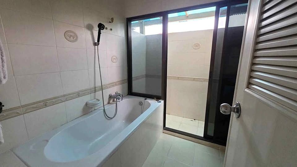 ศิวาลัย สันกำแพง - Image 12