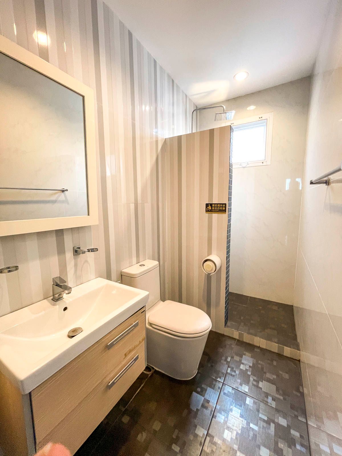 4 卧室 独立房屋 出租 在  - Image 19