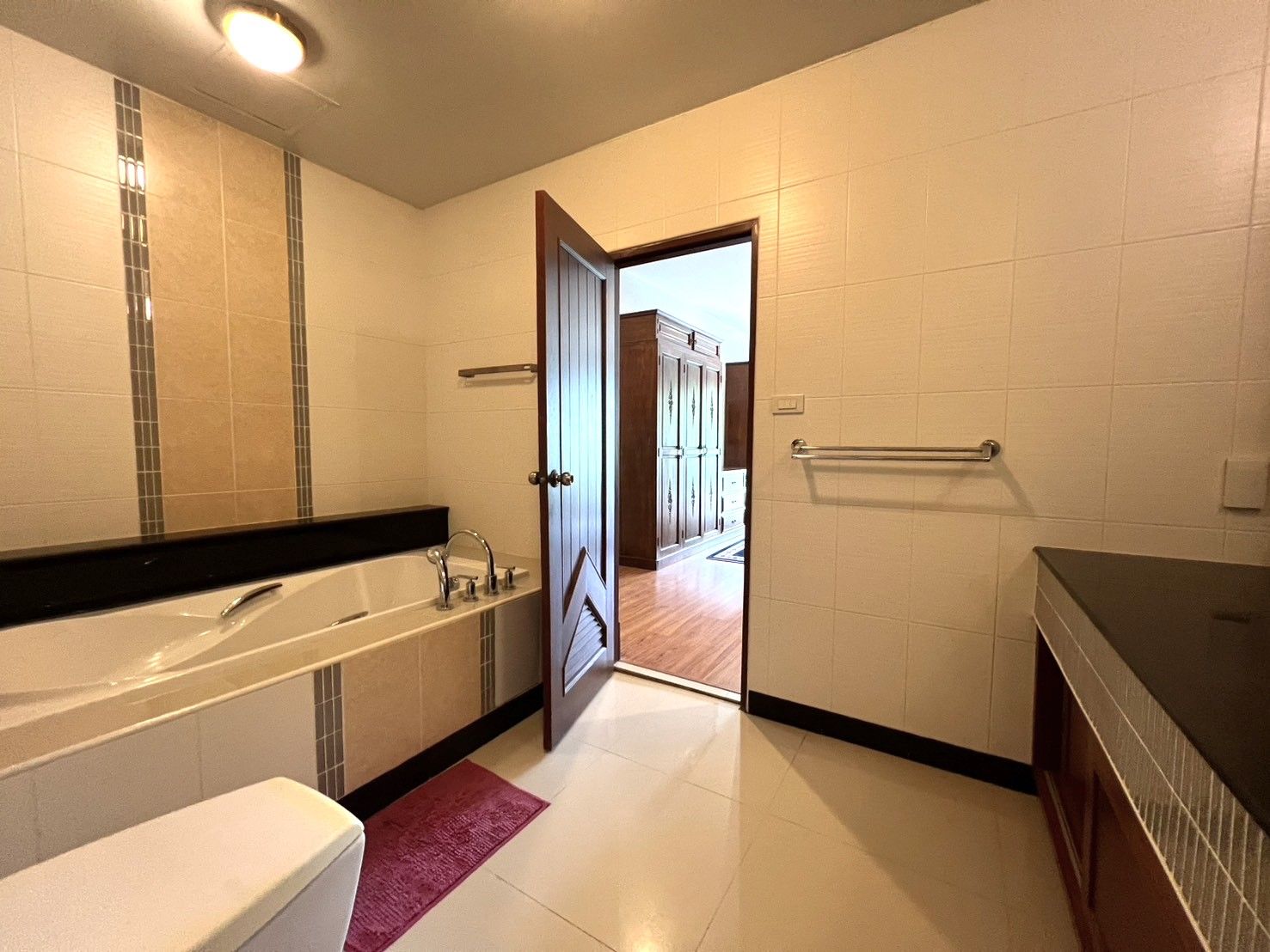 1 卧室 公寓 出售 在  - Image 11