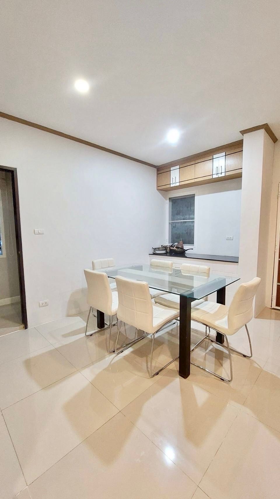 4 卧室 独立房屋 出租 在  - Image 7