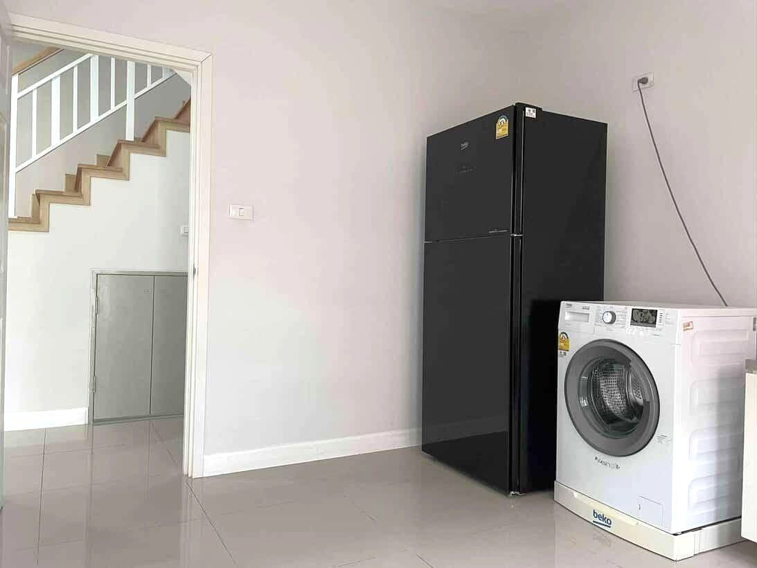 uploads/efe1bc97-da39-4732-9026-bc1cbf882b7a/1c1eadfd-c8f2-4b30-b894-914b41f9693d