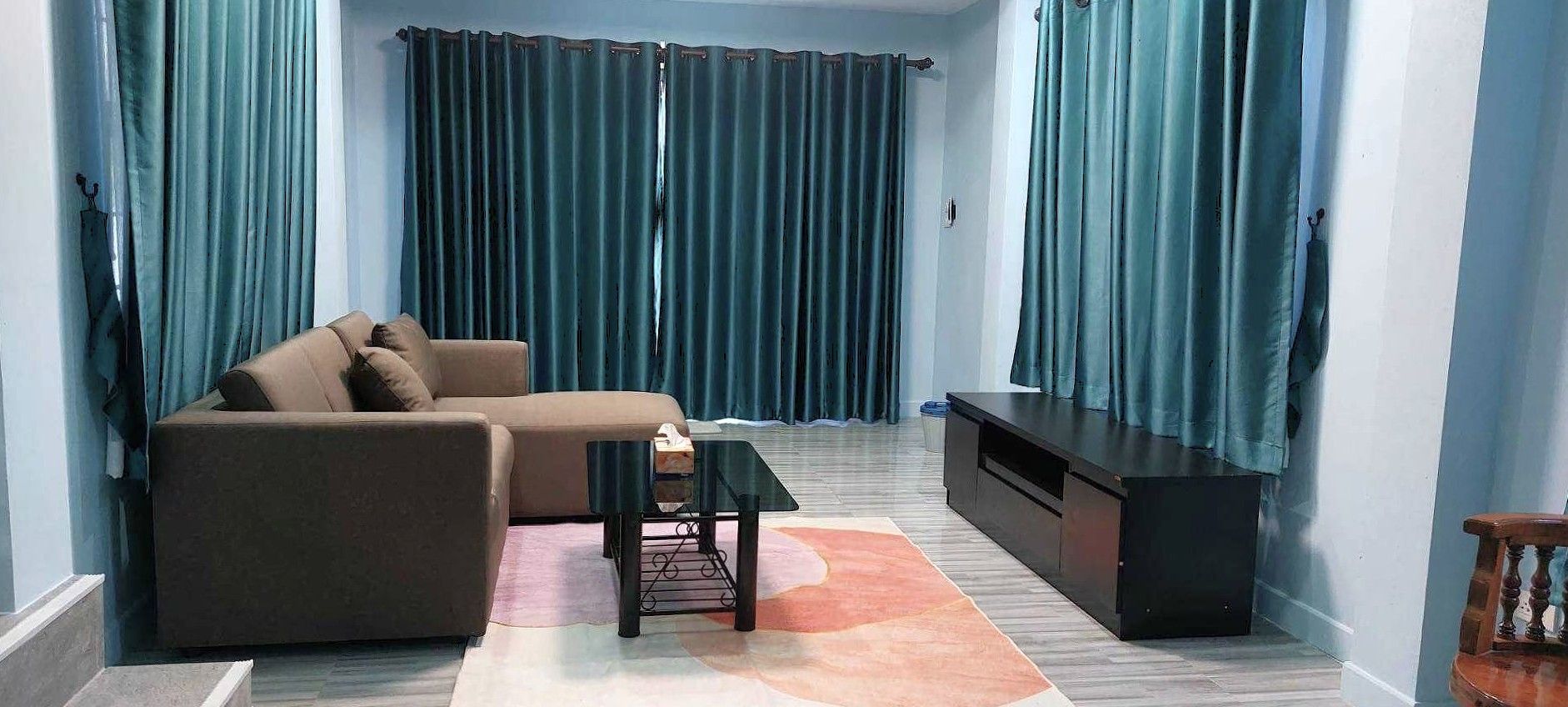 4 卧室 独立房屋 出租 在  - Image 2