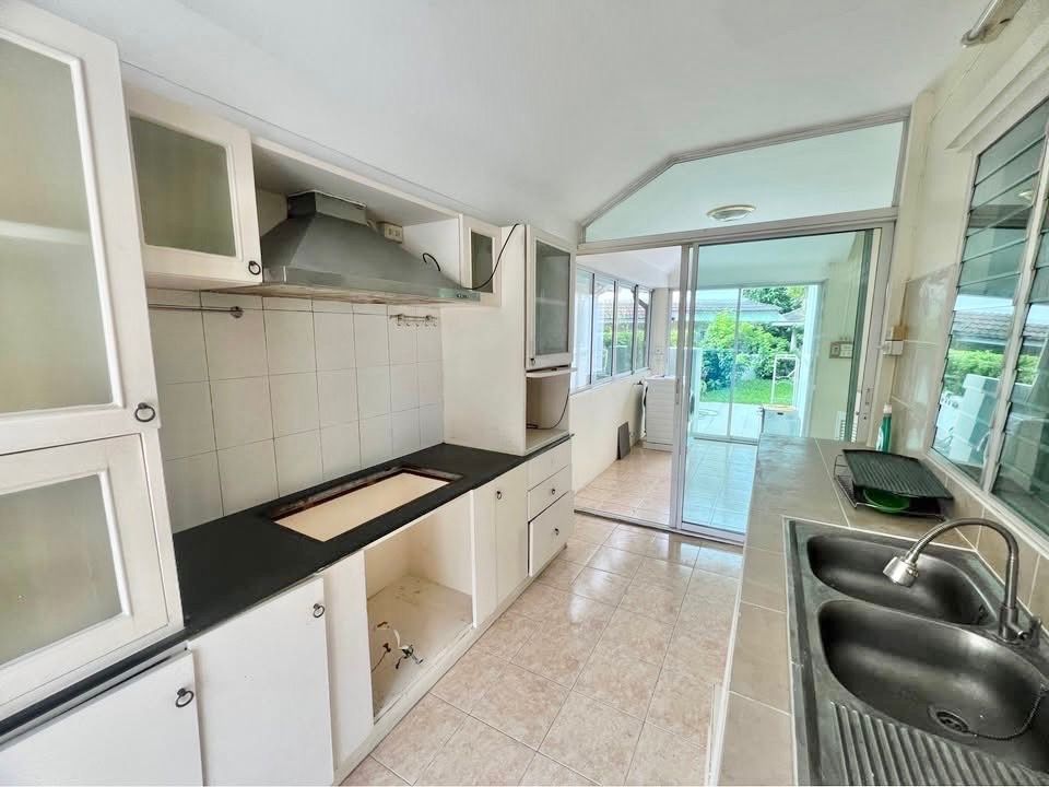 4 卧室 独立房屋 出租 在  - Image 7