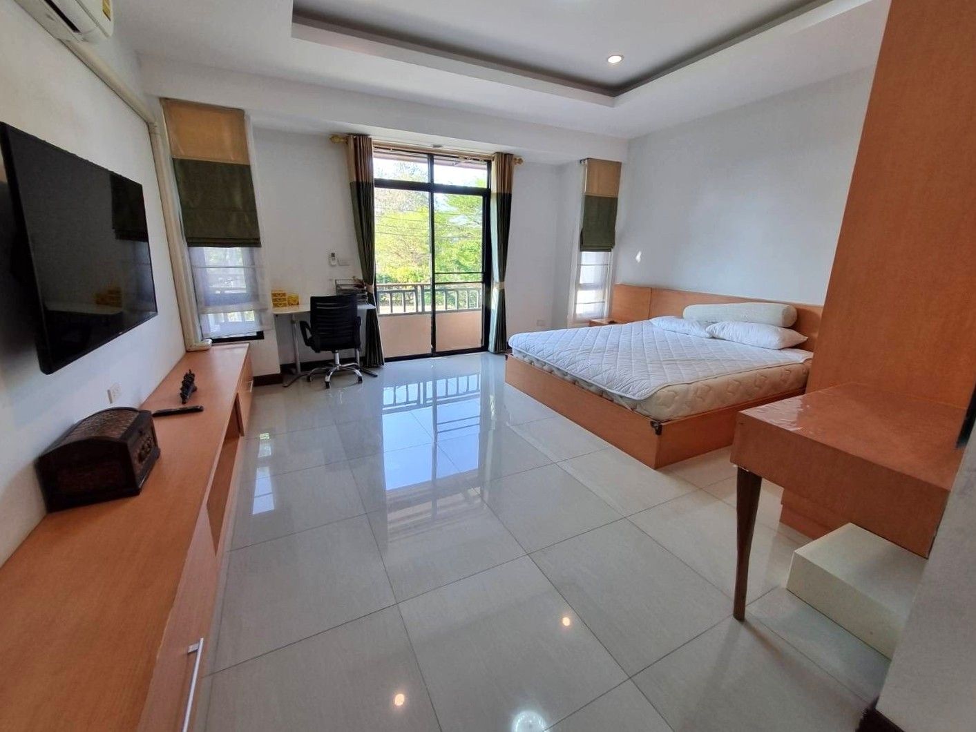 2 Bedroom Townhouse For Rent in Chang Khlan, Mueang Chiang Mai, Chiang Mai - Image 7