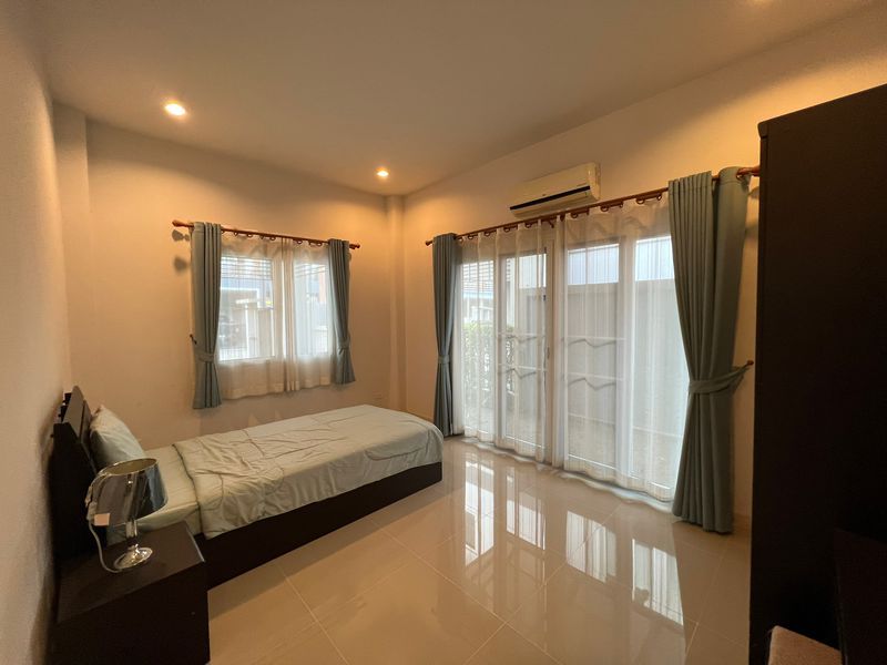 4 卧室 独立房屋 出租 在  - Image 14