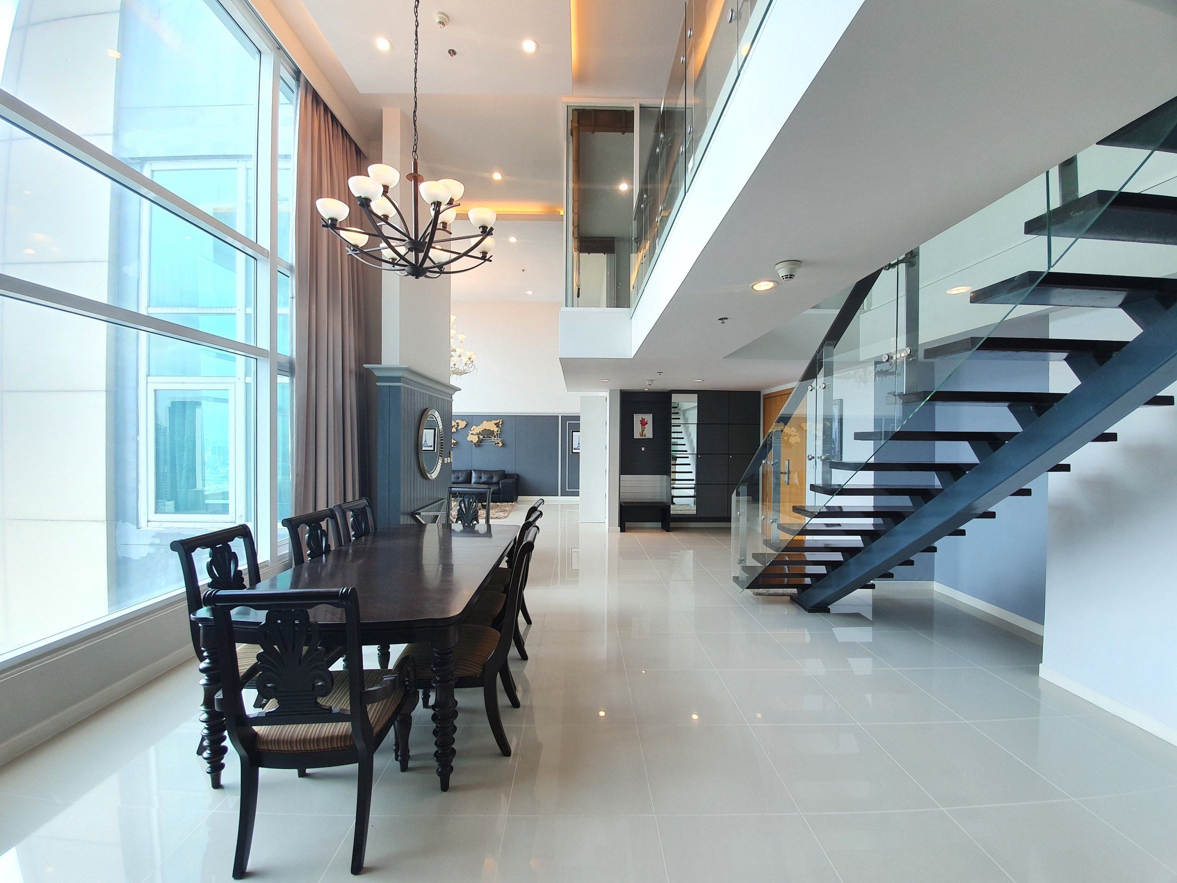Circle Condominium - Image 5