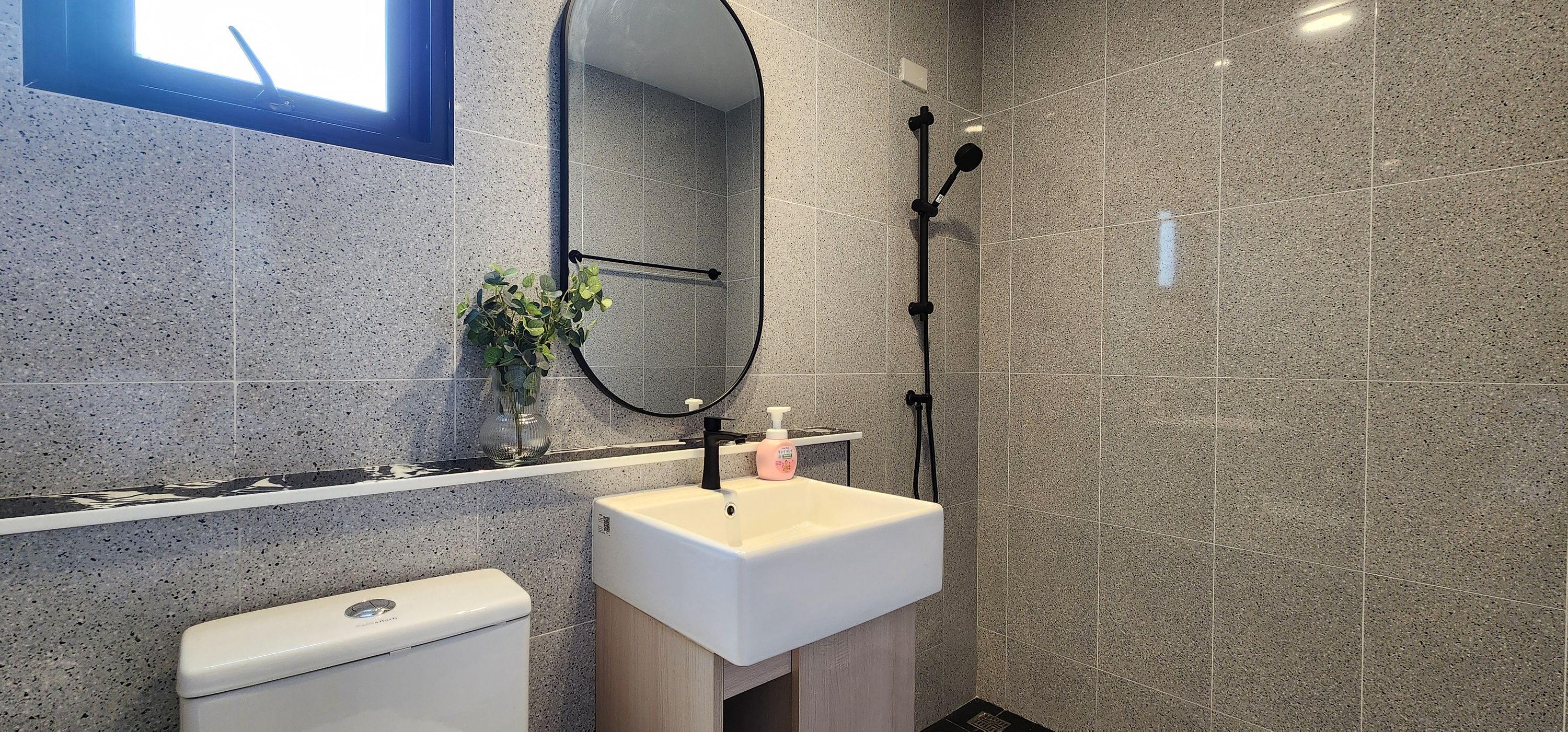 Chonlada Land&House - Image 14