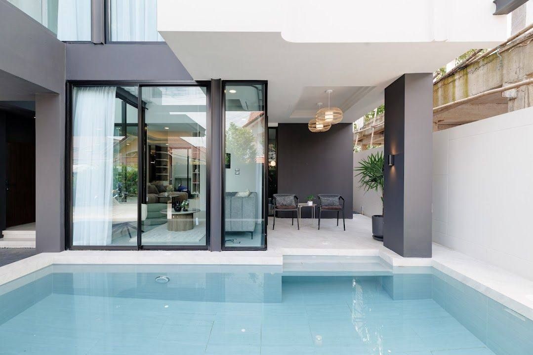 5 卧室 独立房屋 出售 在  - Image 6