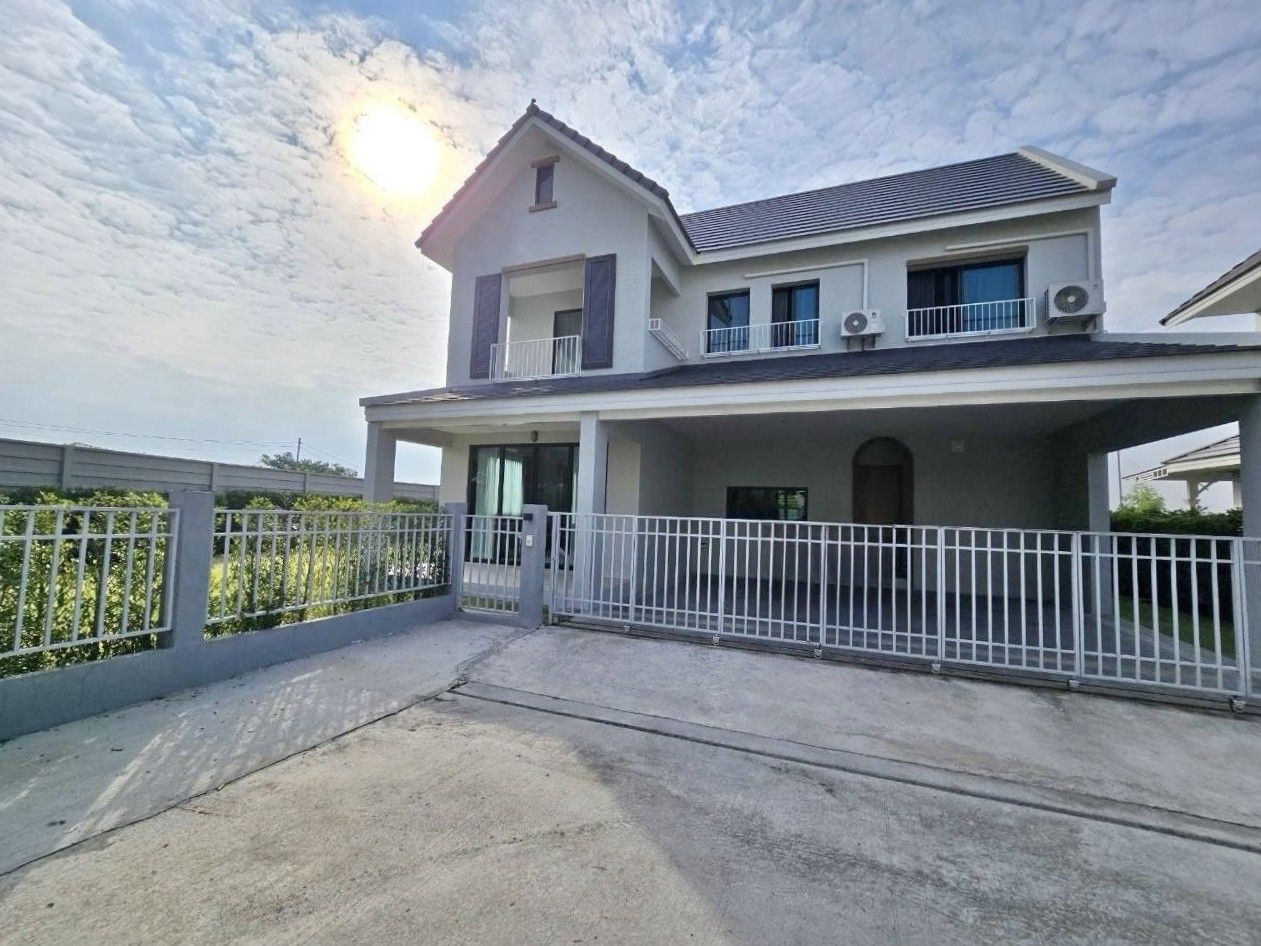 Graceland Family Residences - Image 1