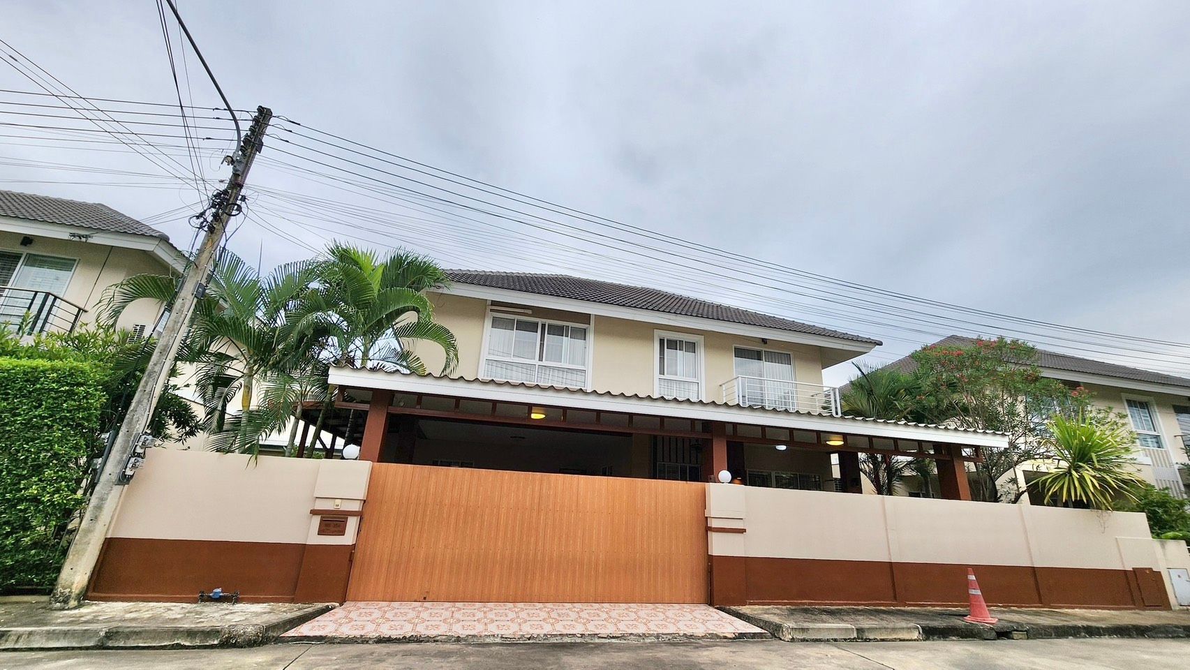 uploads/efe1bc97-da39-4732-9026-bc1cbf882b7a/2546bff0-ef0c-4f43-b63b-a59f4ea69115