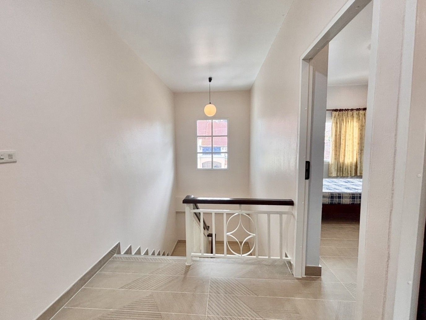 uploads/efe1bc97-da39-4732-9026-bc1cbf882b7a/255b1dfd-4cdb-439c-804d-2571ecb18848