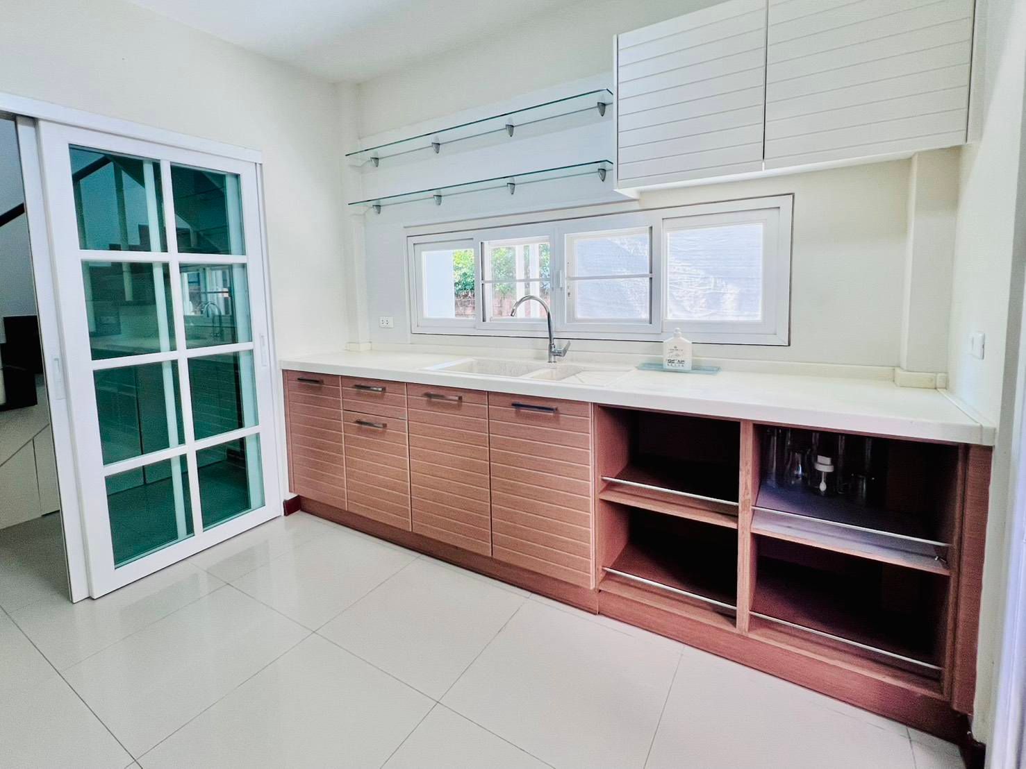 uploads/efe1bc97-da39-4732-9026-bc1cbf882b7a/255c8bb4-d0ff-4973-925e-1a9aafee3a60