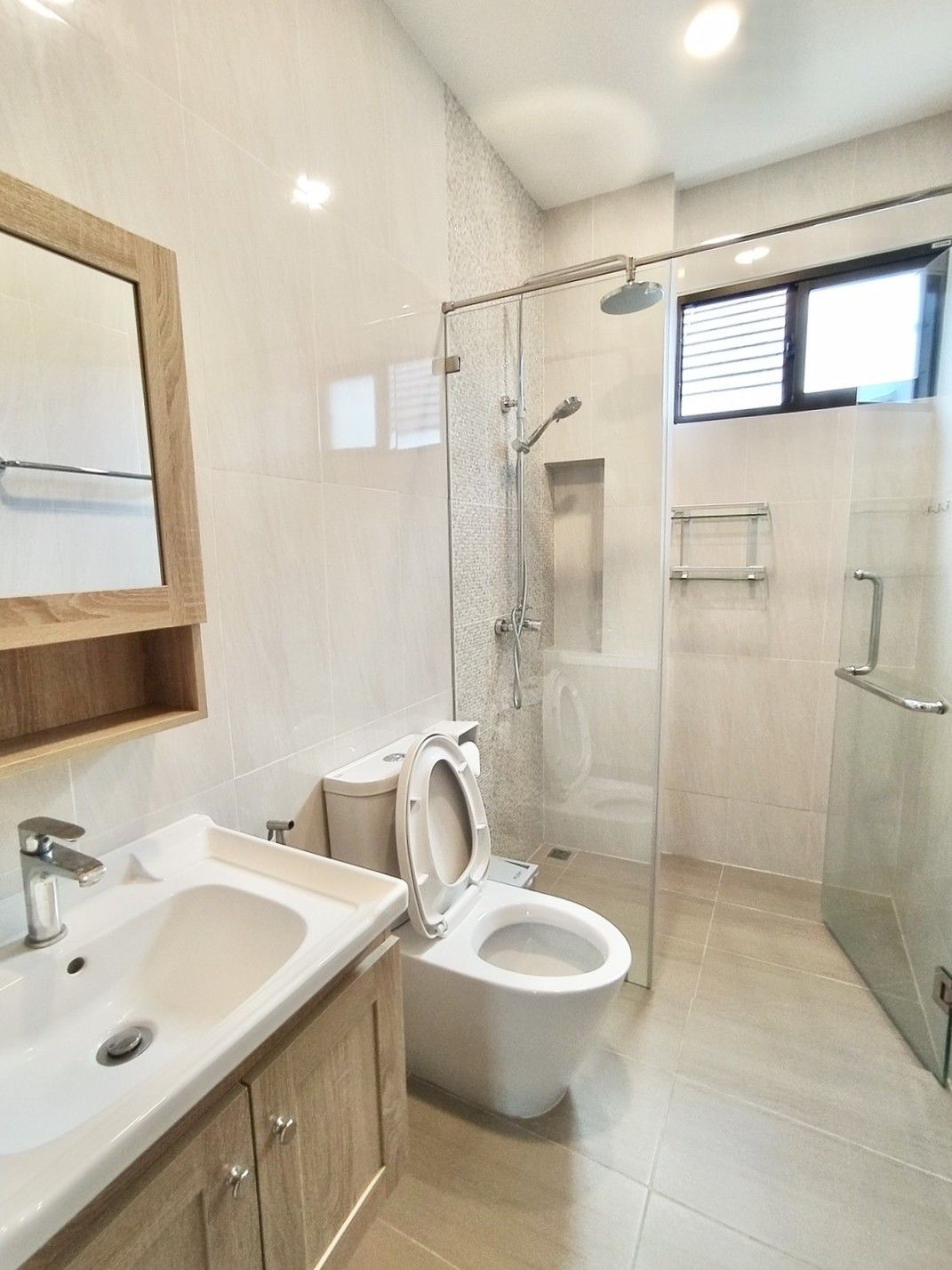 3 Bedroom House For Sale in Han Kaeo, Hang Dong, Chiang Mai - Image 14