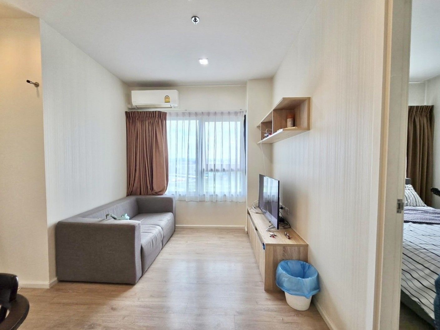 1 卧室 公寓 出租 在  - Image 1