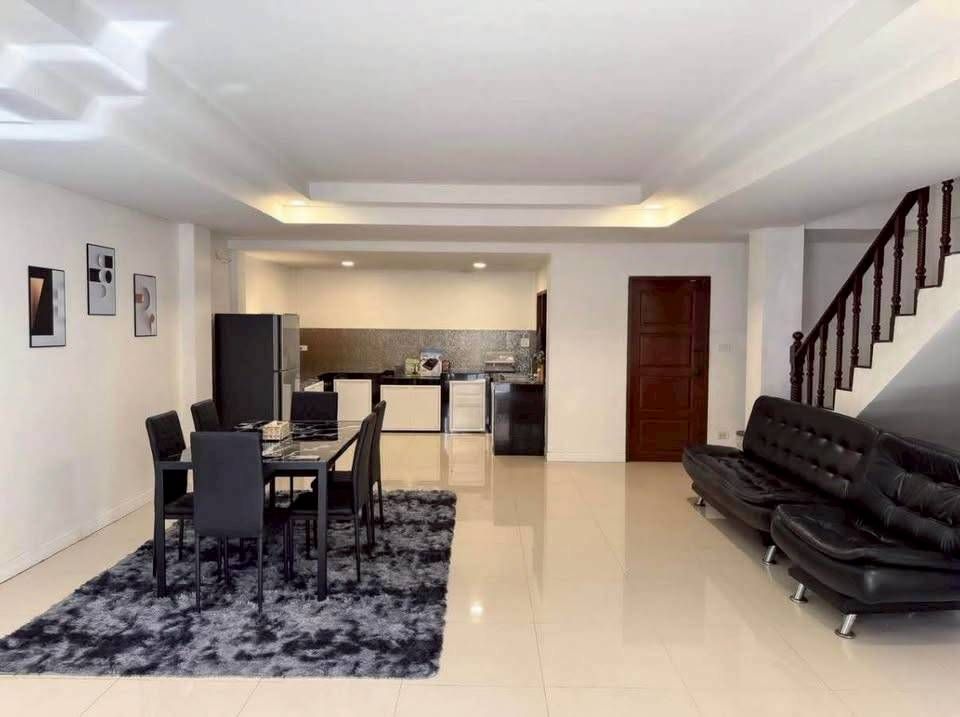 uploads/efe1bc97-da39-4732-9026-bc1cbf882b7a/279af8d4-ee45-4202-bf93-c3a3c573ea69