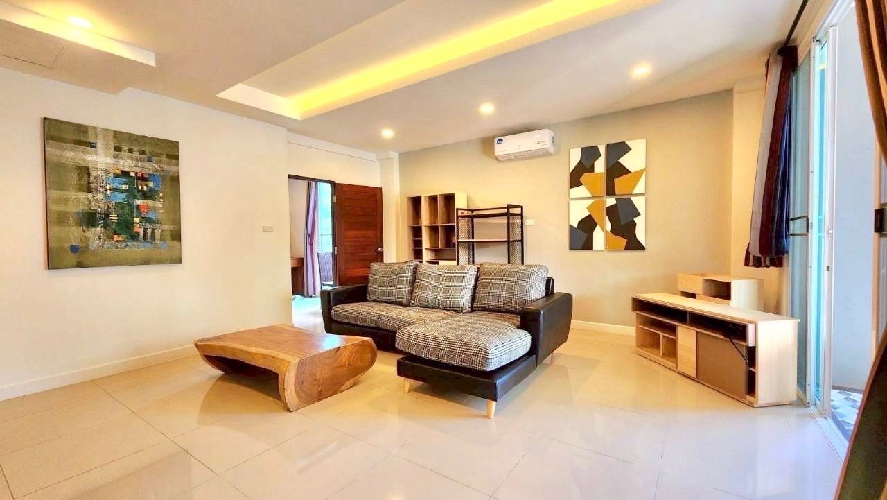 4 卧室 独立房屋 出租 在  - Image 2