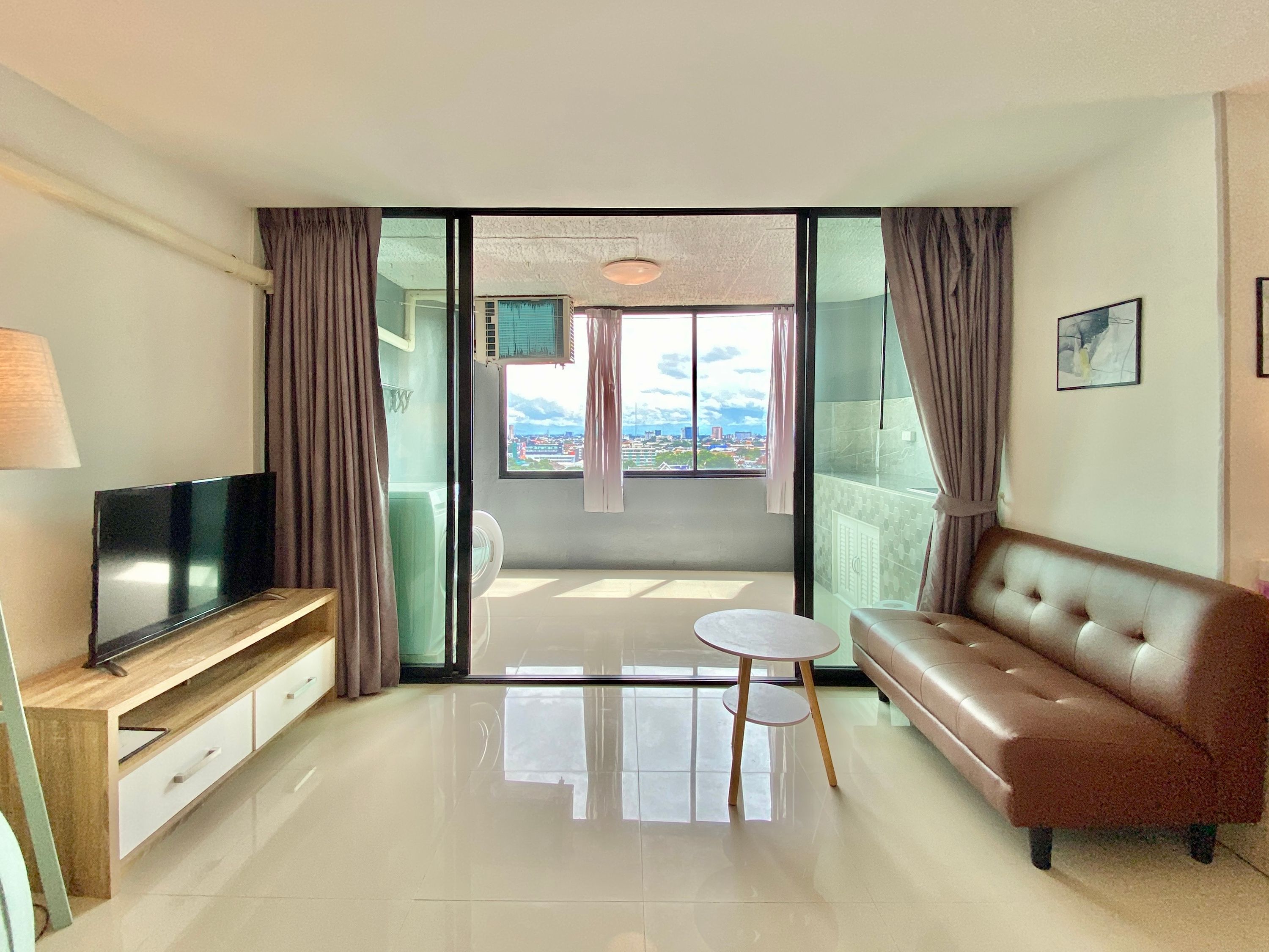 Nakornping Condominium - Image 1