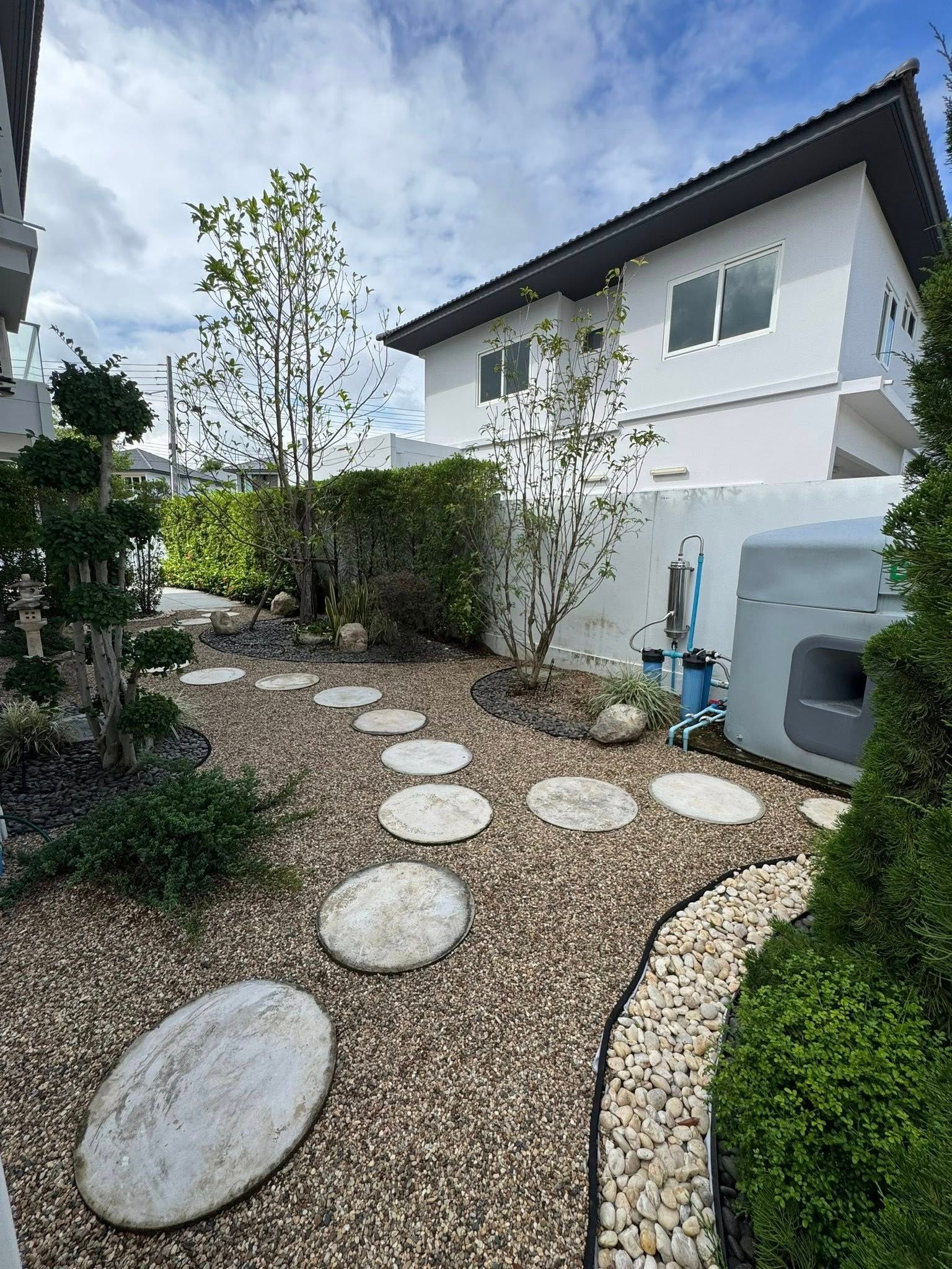 uploads/efe1bc97-da39-4732-9026-bc1cbf882b7a/2894565a-e9f1-4831-9db4-1d1b9929d3db