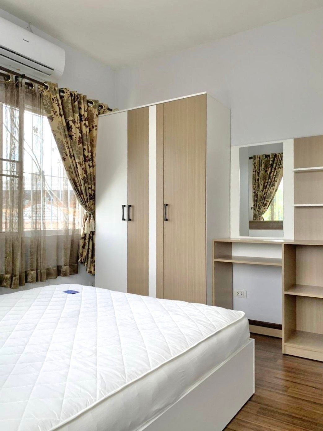 3 卧室 独立房屋 出租 在  - Image 17