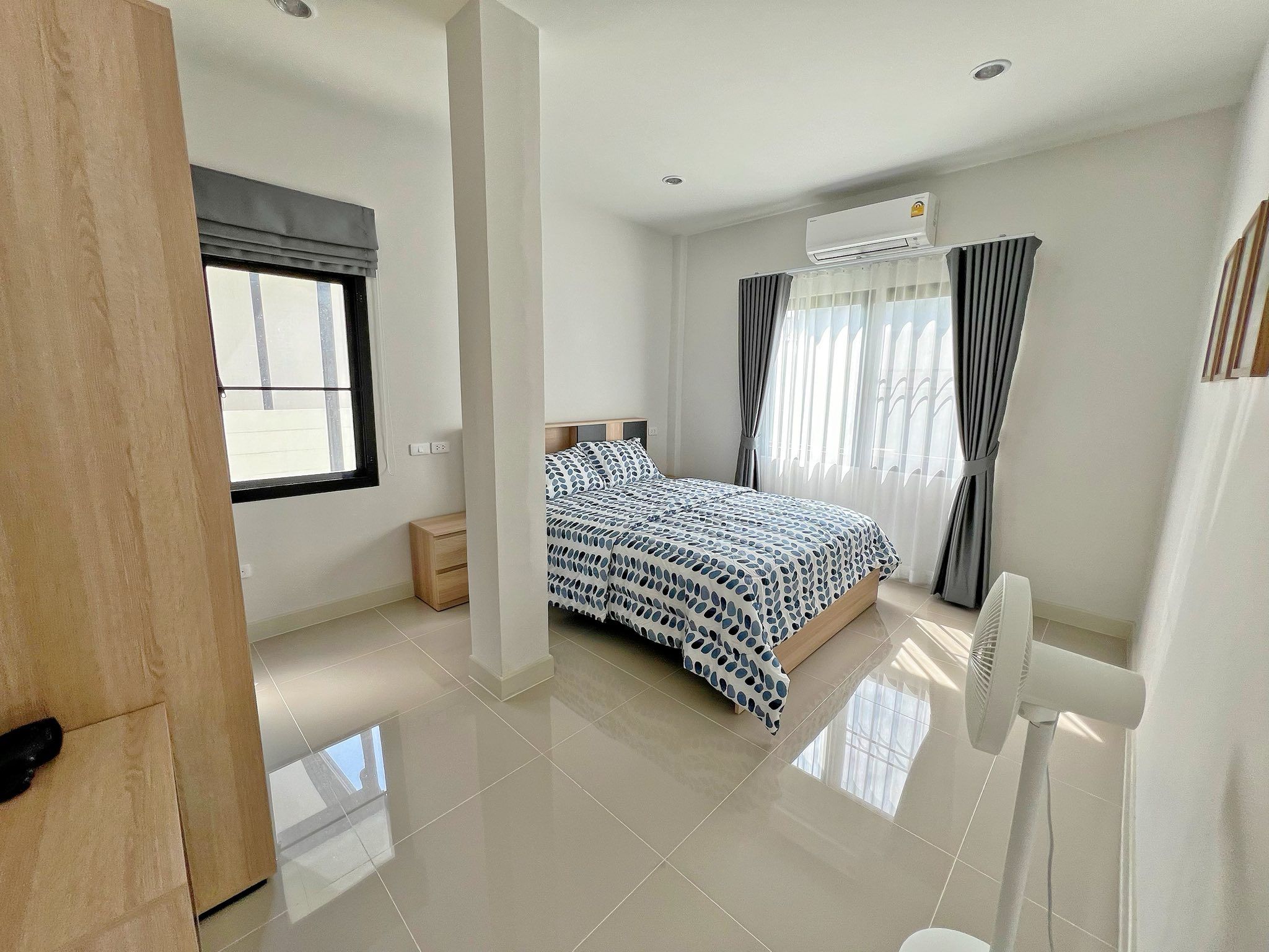 Ploenchit Collina - Image 8