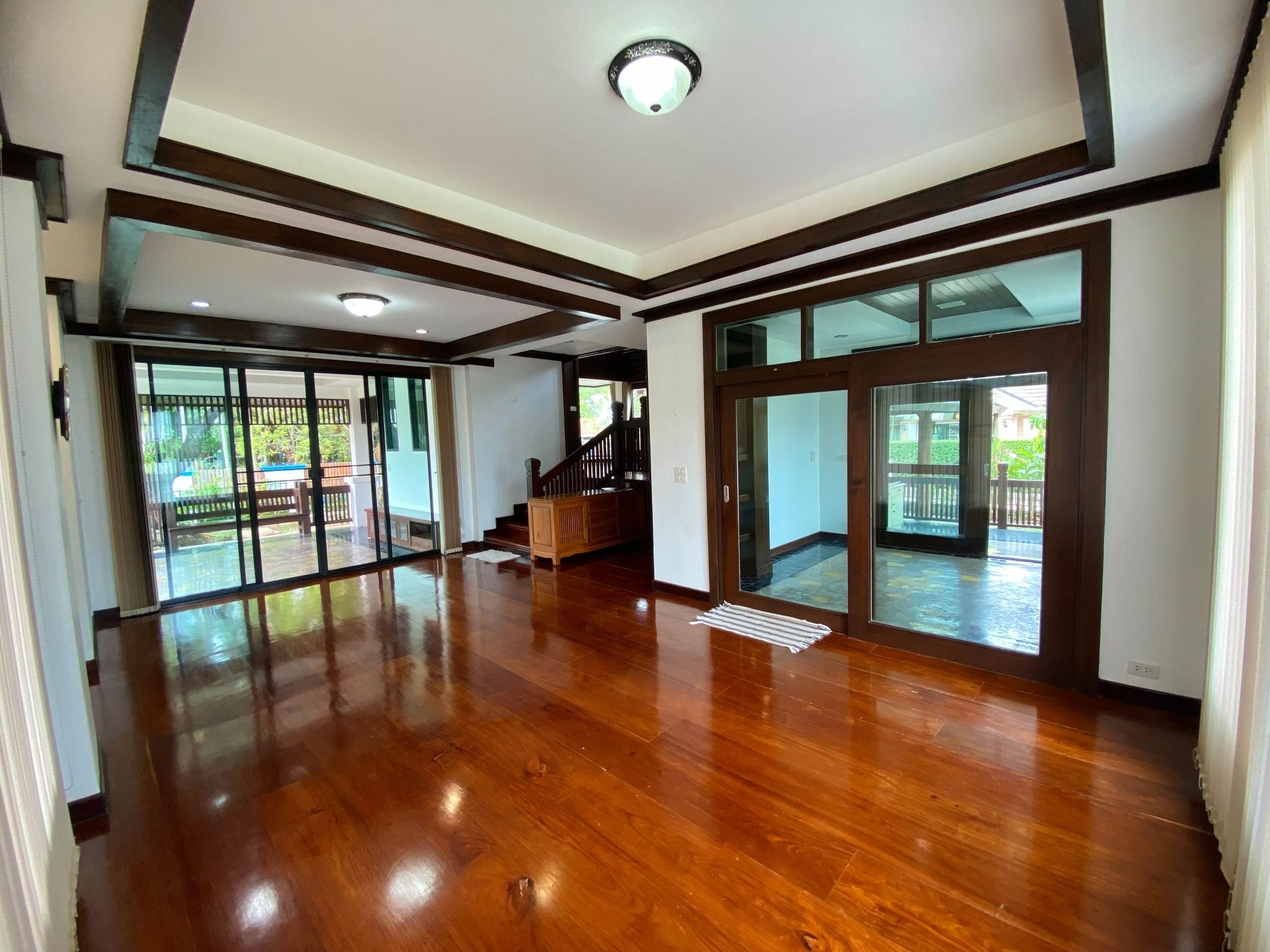 uploads/efe1bc97-da39-4732-9026-bc1cbf882b7a/2d37555d-63e6-4ce2-a591-2a60c17f645d