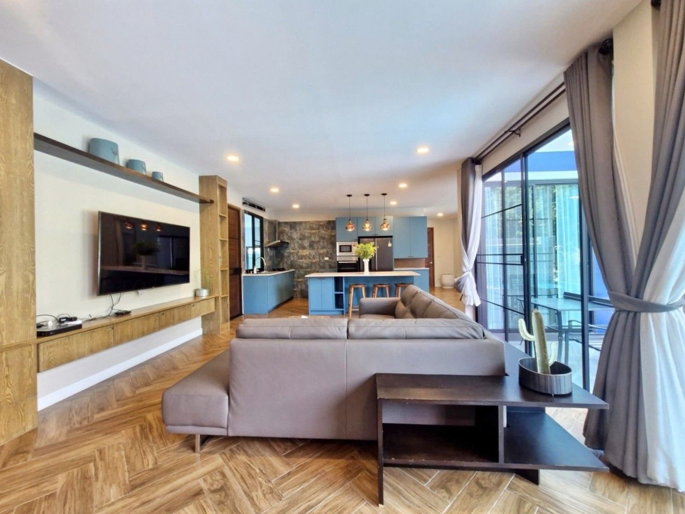 uploads/efe1bc97-da39-4732-9026-bc1cbf882b7a/2e4f39cb-d2ba-4129-a40f-da353e5d23b0