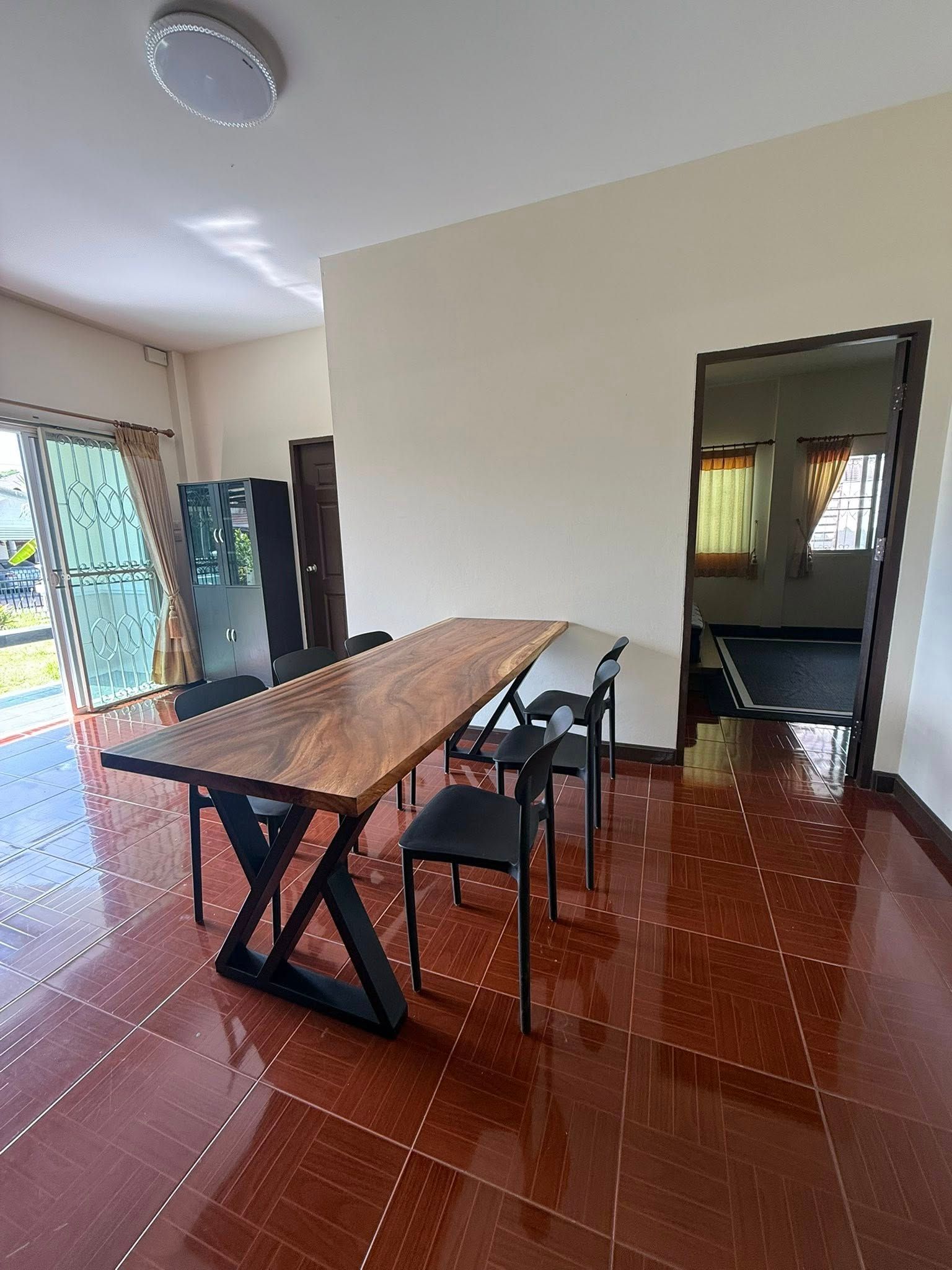 uploads/efe1bc97-da39-4732-9026-bc1cbf882b7a/2ee268bf-e956-44ed-a043-fd9ce2c48c07