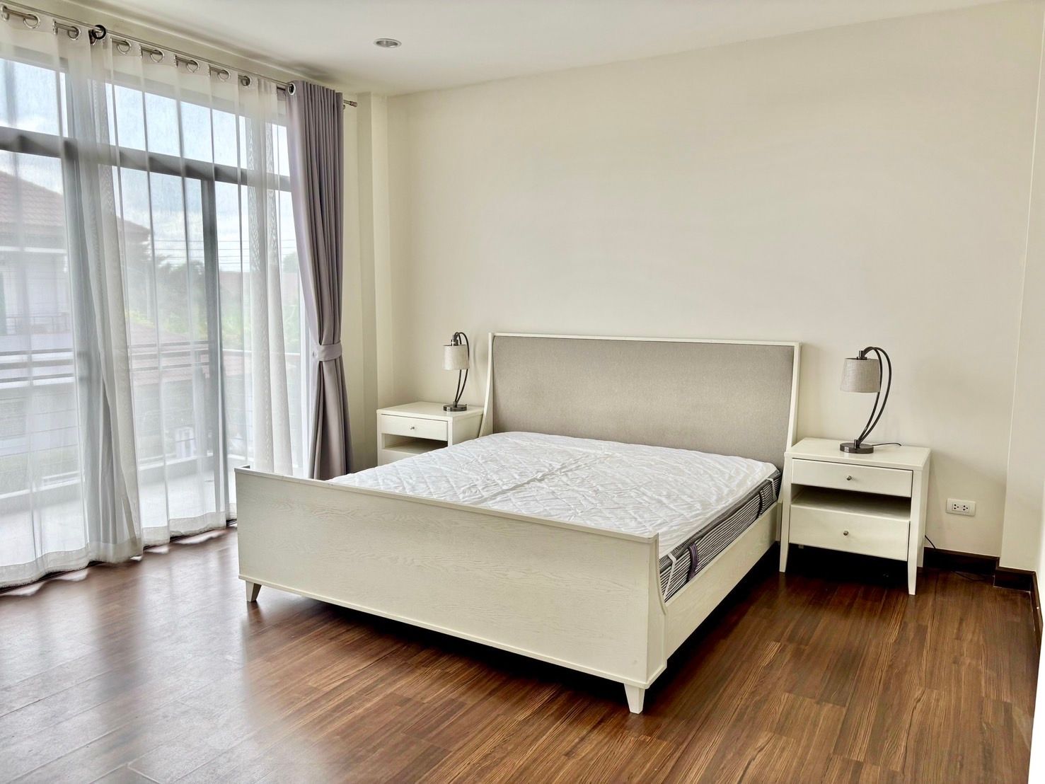 uploads/efe1bc97-da39-4732-9026-bc1cbf882b7a/2f0e354b-2153-45cc-bfd9-b0edc5ab8a36