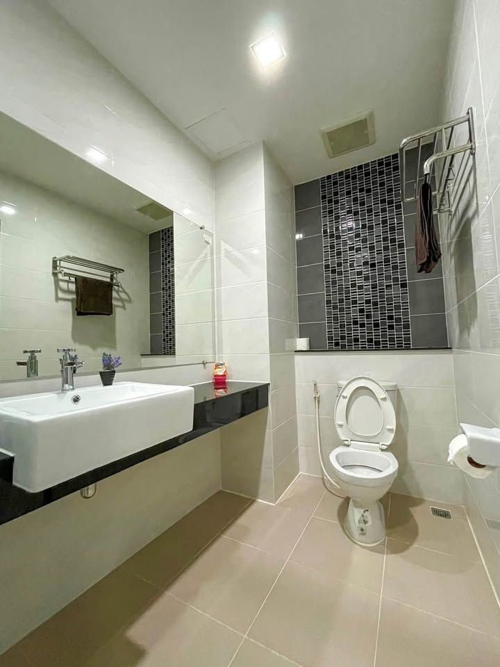 เดอะ ริช คอนโด - Image 6