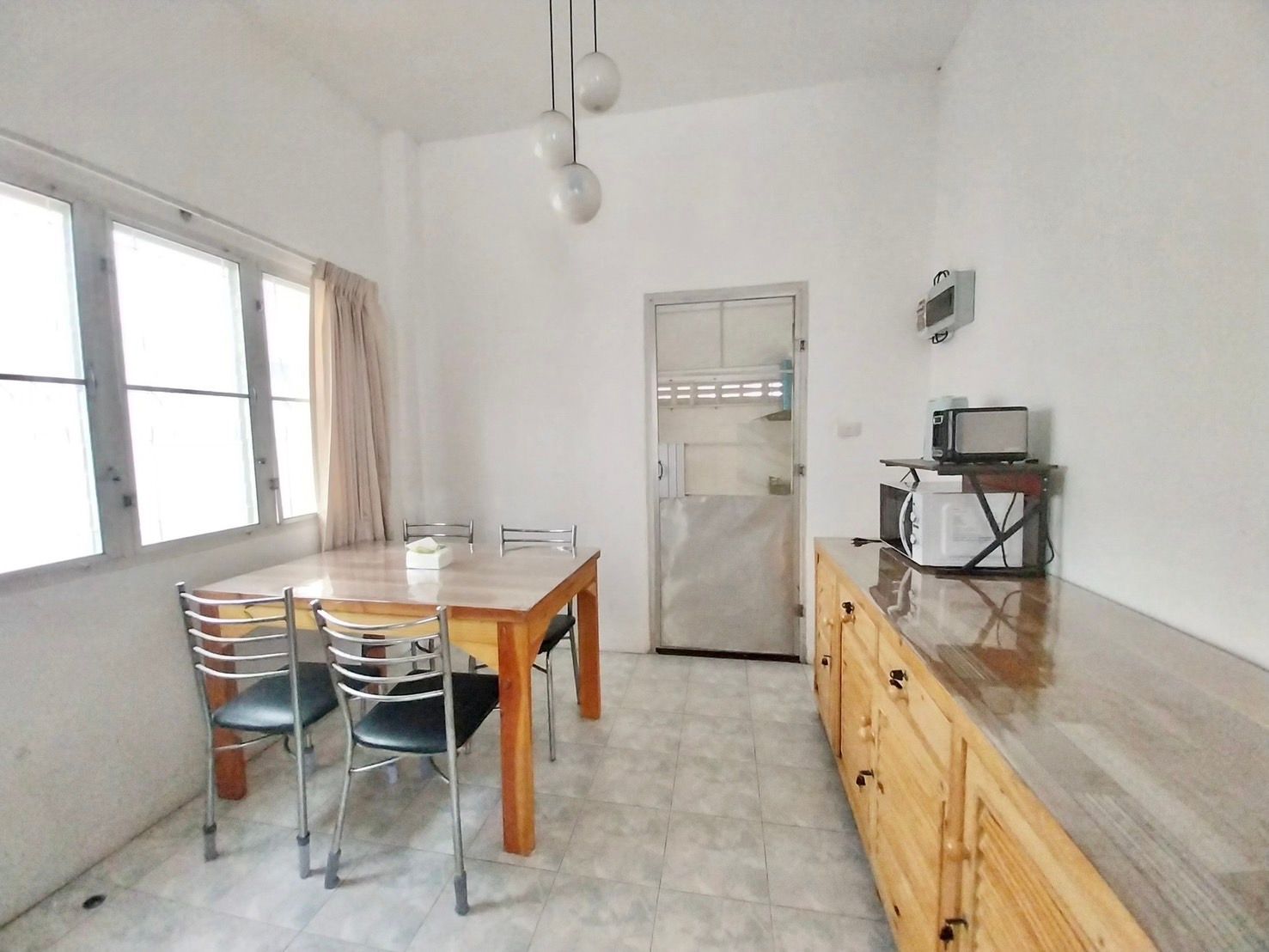 2 卧室 独立房屋 出租 在  - Image 3