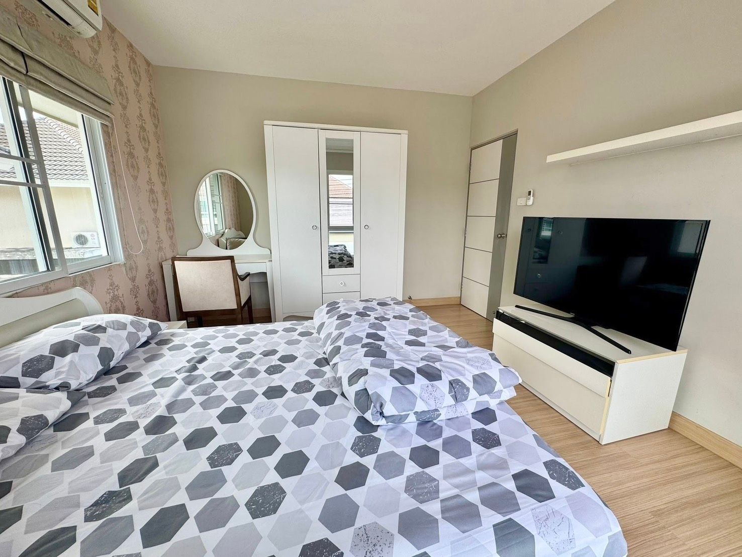 Karnkanok 20 - Image 12