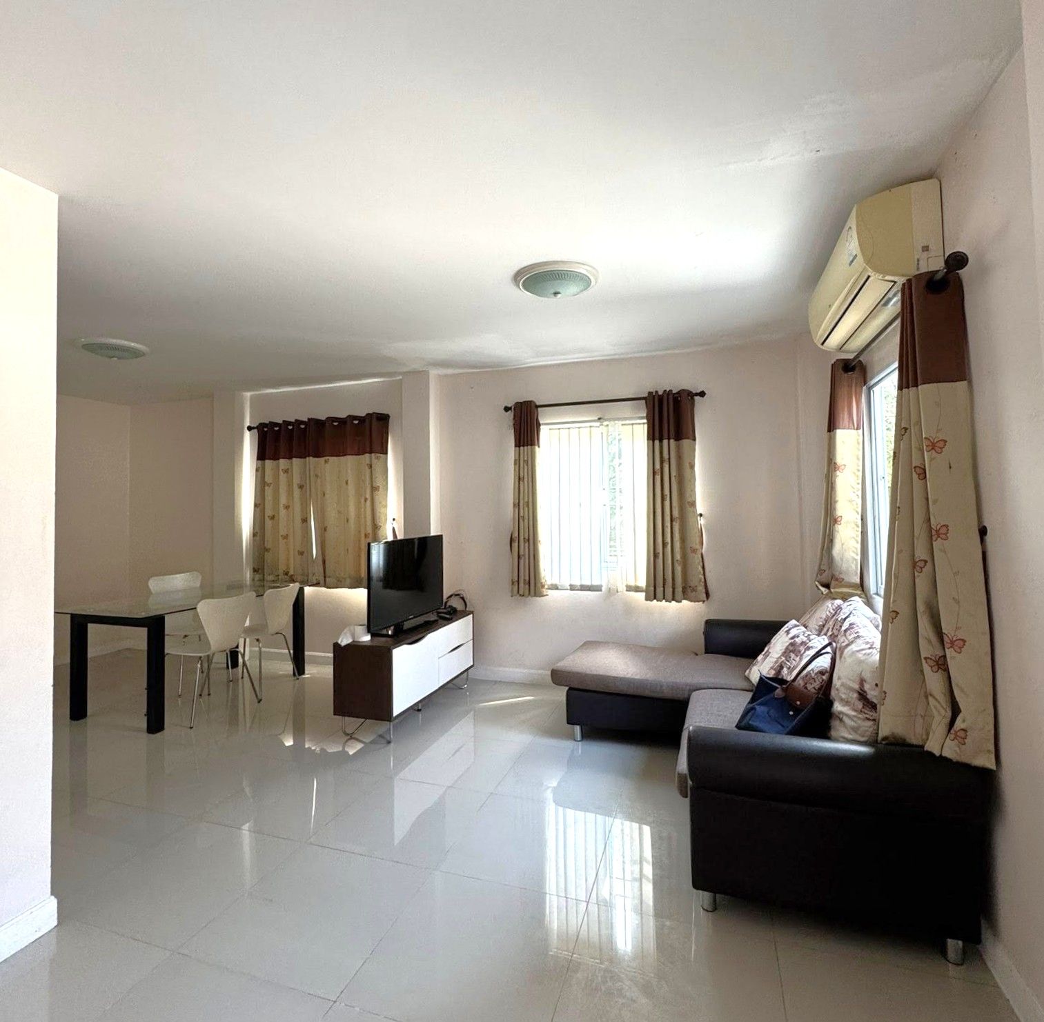 uploads/efe1bc97-da39-4732-9026-bc1cbf882b7a/32eb2866-8bd1-4c5e-81b0-059ae6250d62