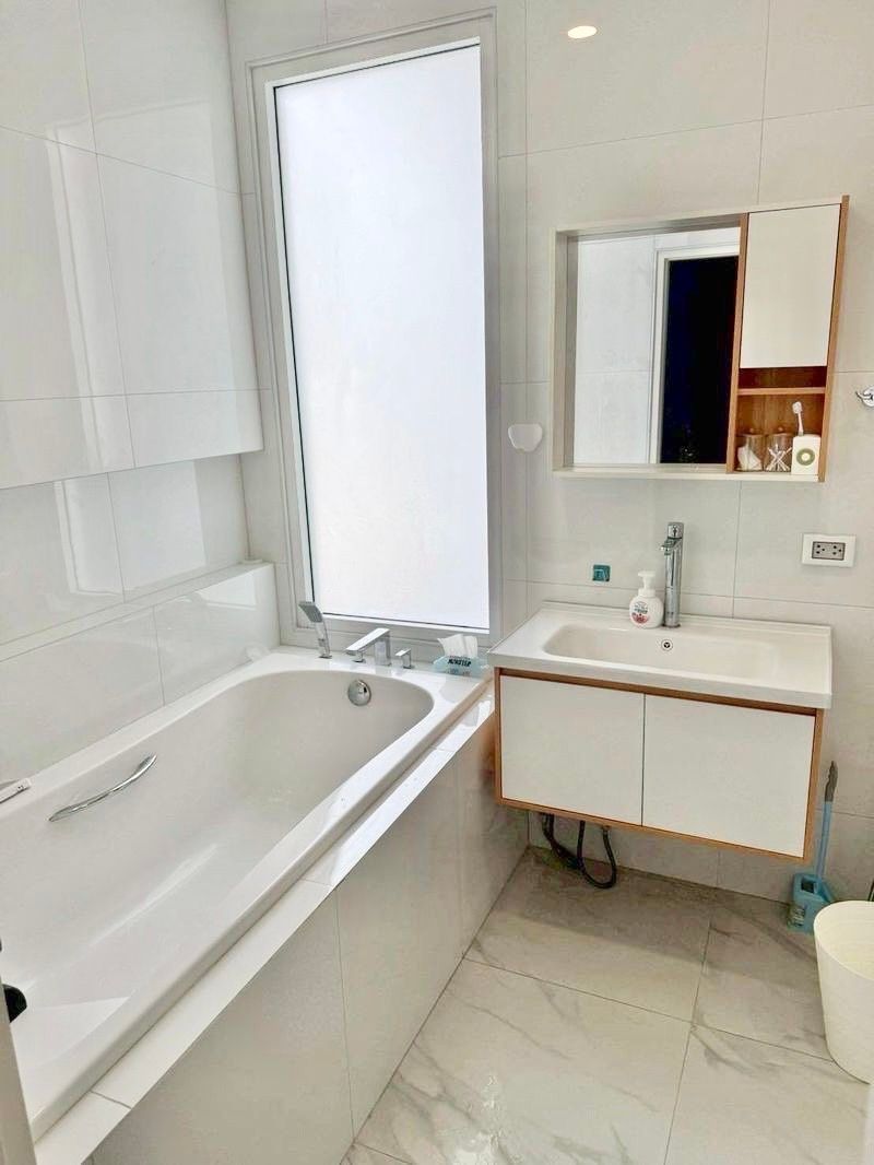 uploads/efe1bc97-da39-4732-9026-bc1cbf882b7a/3467ae4e-1d32-4592-a373-959169556492