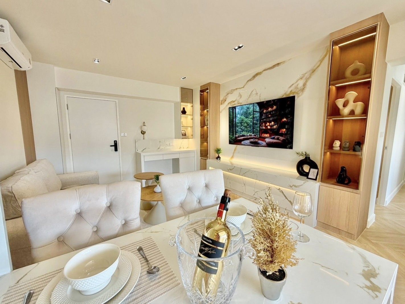 Ruan Kum Tower - Image 6